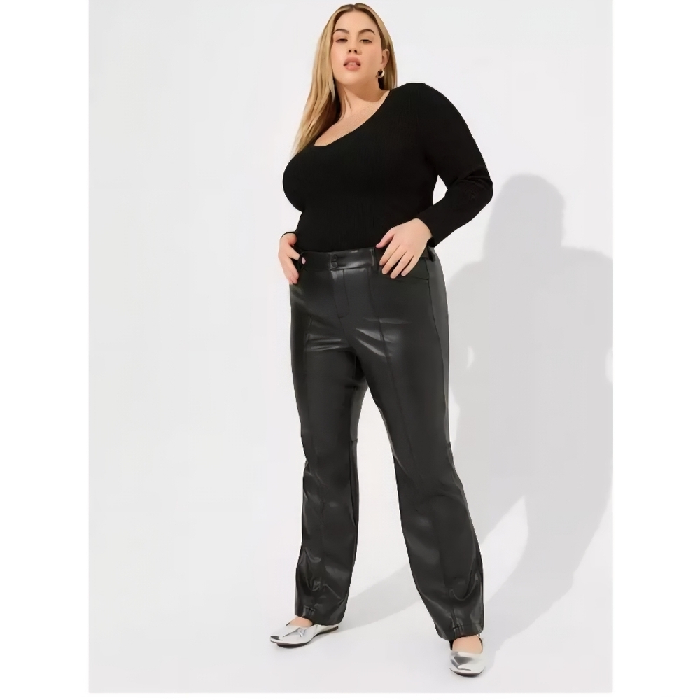 Torrid Women's Black Ribbed V-Neck Rayon Knit Sweater Size 3X Long Sleeve. - Picture 2 of 10